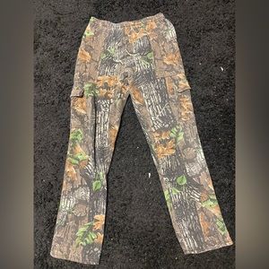 Camo pants from Jerzees outdoors